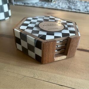 Checkered Coaster Set with Wooden Holder